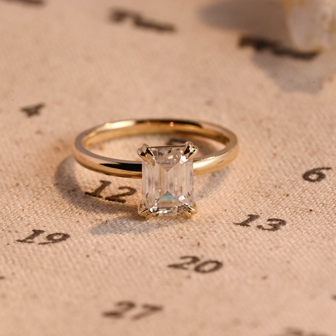 Stunning 3.0 CT Emerald Moissanite Engagement Ring with Solitaire Design 1