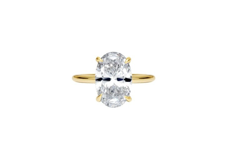 Oval Cut Solitaire Style Cubic Zirconia in 925 Sterling Silver Ring 5