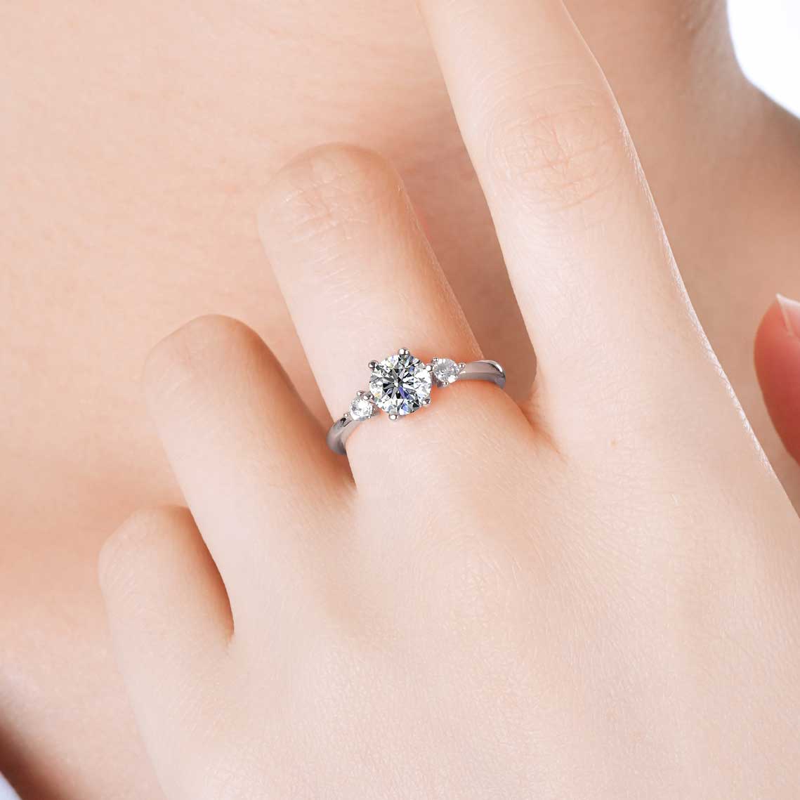 Round Cut 3 Stones Style Cubic Zirconia in 925 Sterling Silver Ring 6
