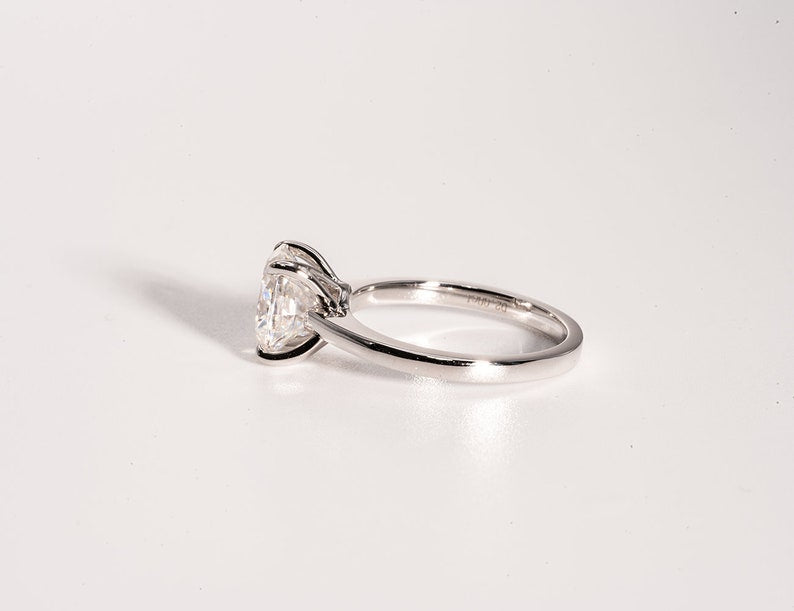 Classic 2.0 CT Oval Moissanite Engagement Ring with Solitaire Design 5