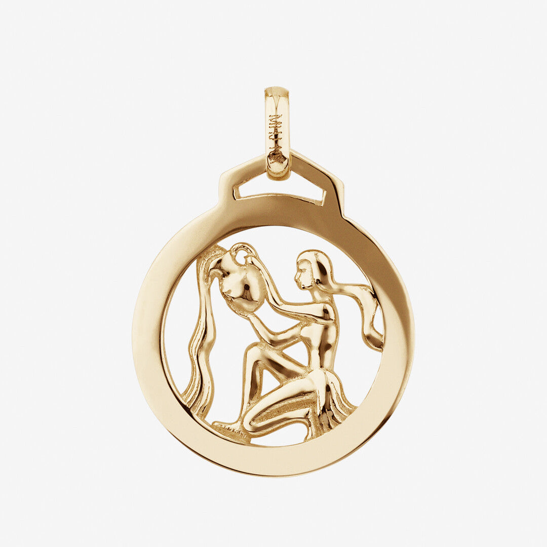 Round Cut Cubic Zirconia in 925 Sterling Silver Necklace 2