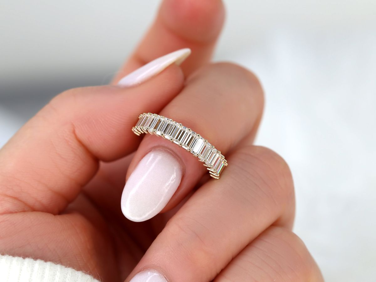 Stunning 1.5 TCW Emerald Moissanite Stones Half Eternity  Wedding Bands 7