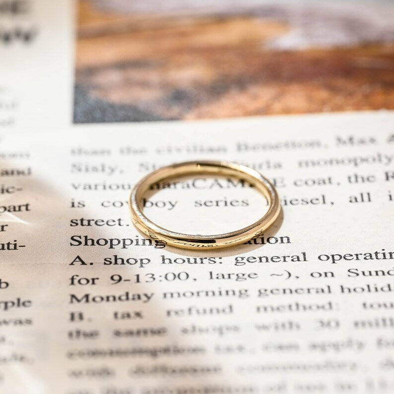 Simple Classic Moissanite Wedding Band 4