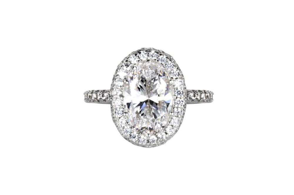 Round Cut Halo Style Cubic Zirconia in 925 Sterling Silver Ring 3