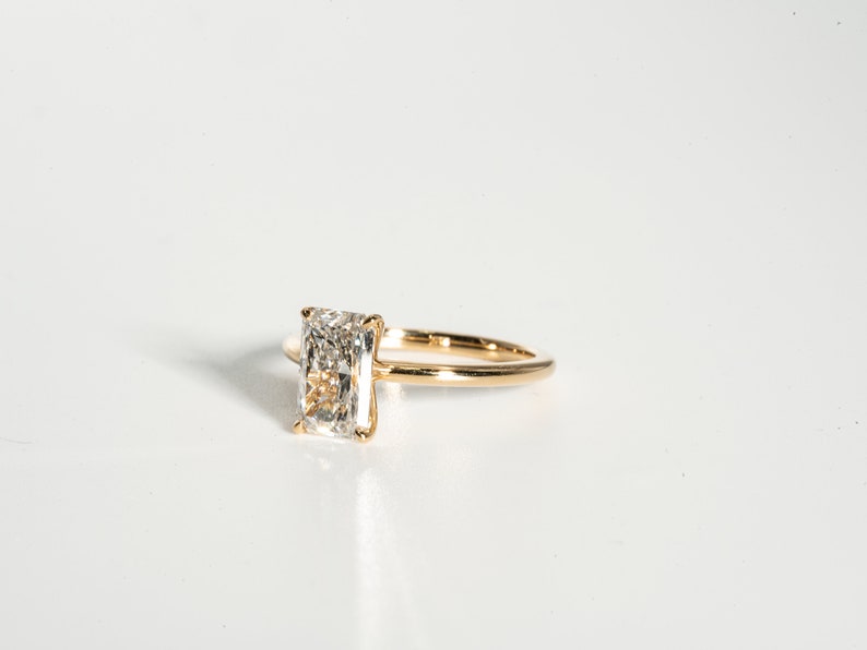 Stunning 1.70 CT Radiant Moissanite Engagement Ring with Solitaire Design 4