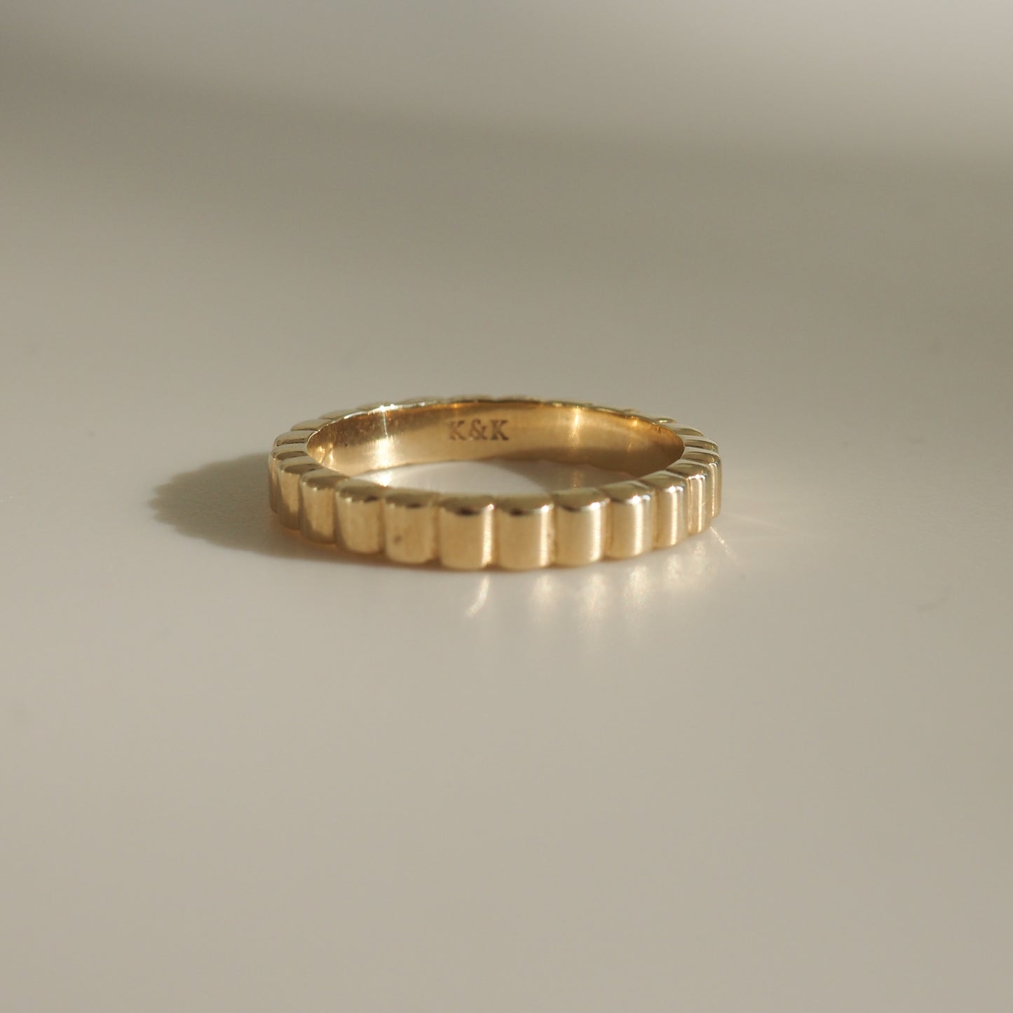 Stunning Ribbed Cigar Wedding Wedding Bands 2
