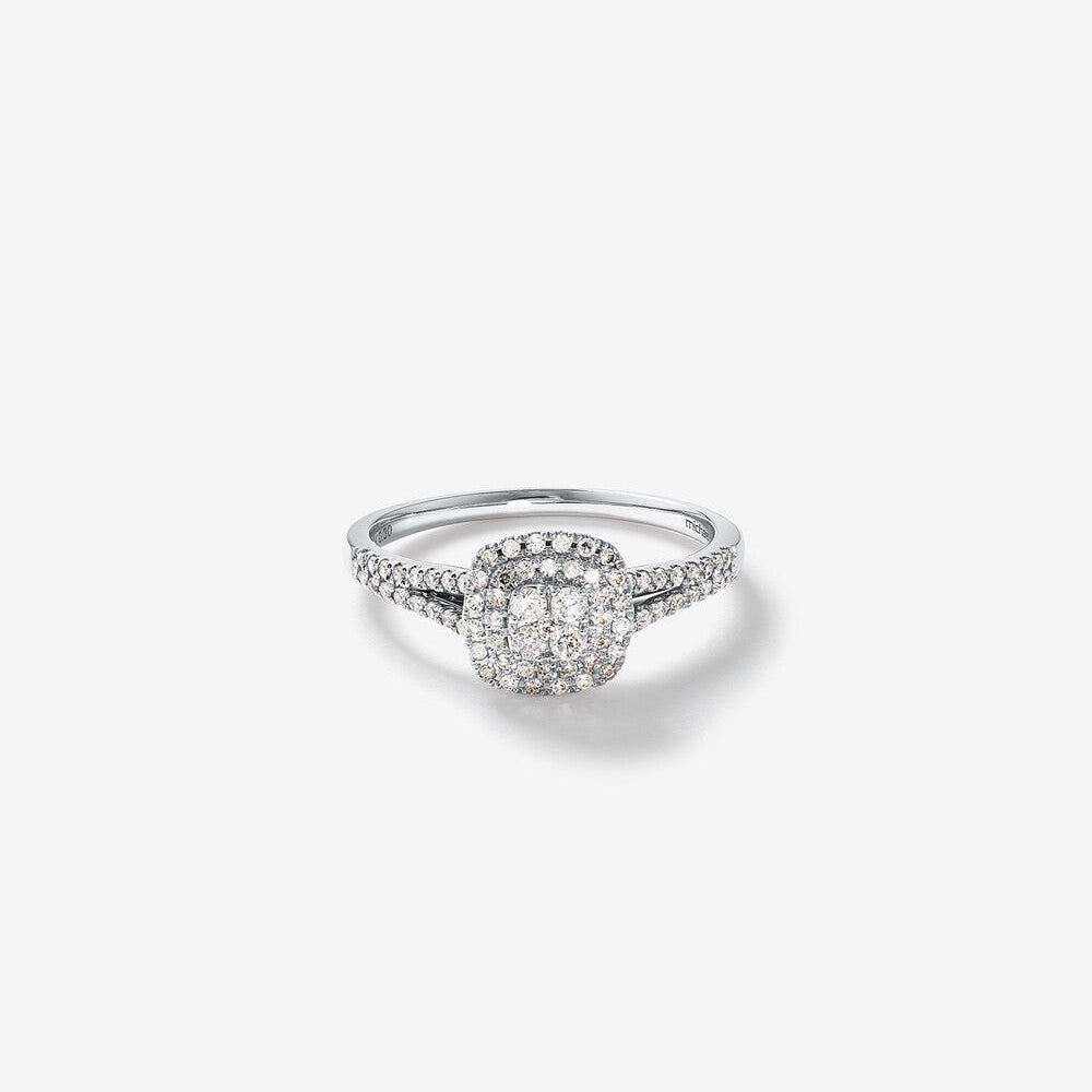 Stunning 0.3  TCW Round Moissanite Engagement Ring With Cluster Design 1