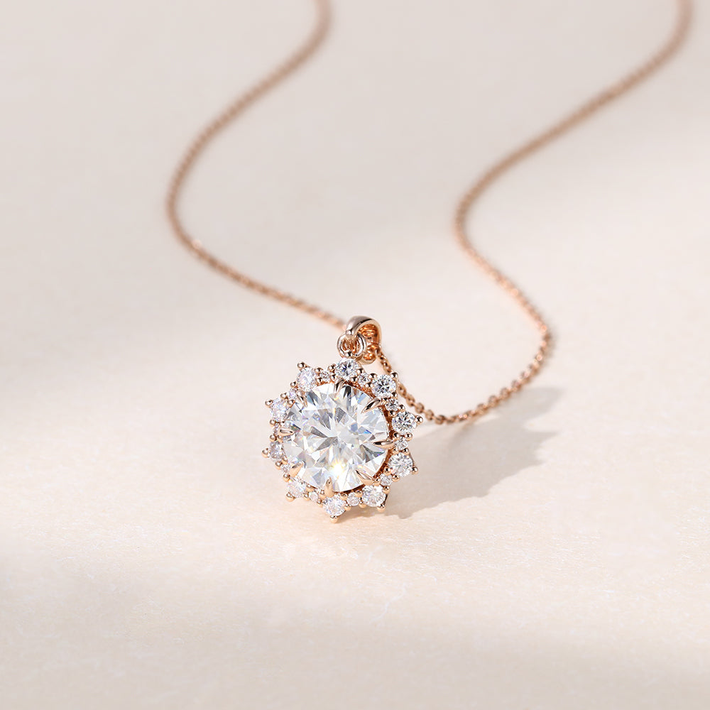 2.20 TCW Round Moissanite Diamond Cluster Halo Pendant Necklace in Solid Gold 2