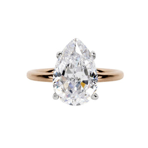 Pear Cut Solitaire Style Cubic Zirconia in 925 Sterling Silver Ring