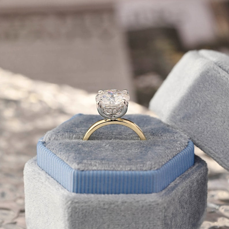 Stunning 3.0 CT Round Moissanite Engagement Ring with Hidden Halo Design 9