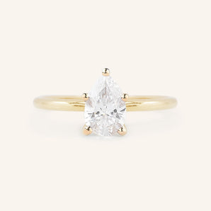 Stunning 1 CT Pear Moissanite Engagement Ring With Solitaire Design