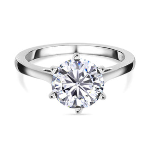 Round Cut Solitaire Style Cubic Zirconia in 925 Sterling Silver Ring