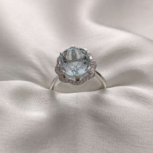 3.0 CT Oval Cut Halo Style Aquamarine Ring 2