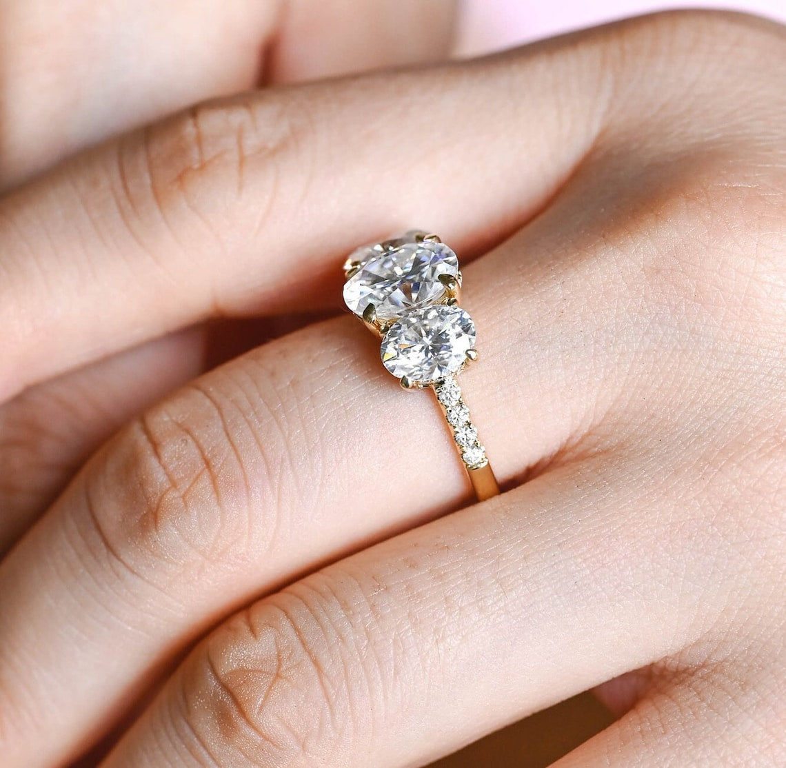 Stunning 3.0 CT Oval Moissanite Engagement Ring with 3 Stones Design 10
