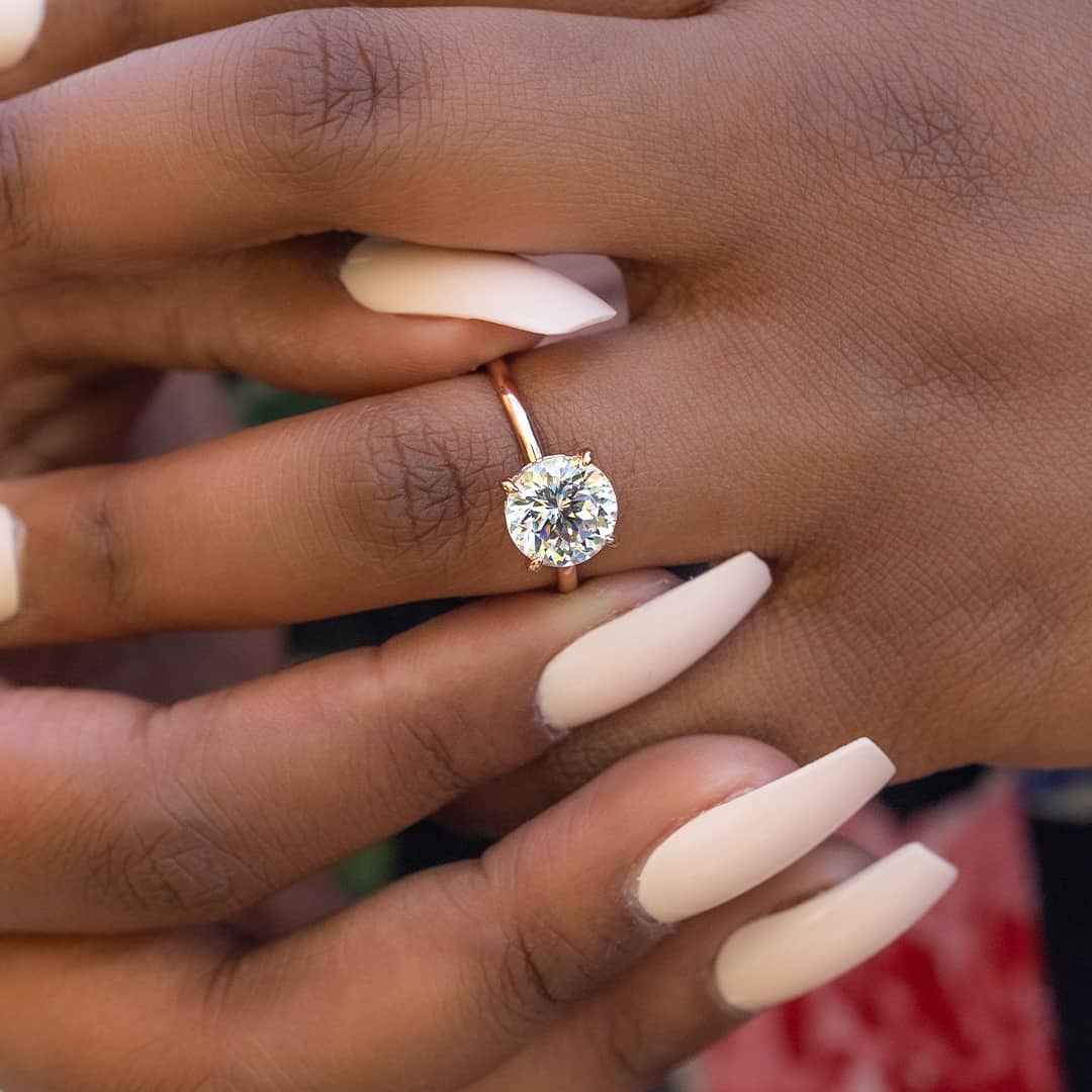 Stunning 3.0 CT Round Moissanite Engagement Ring with Hidden Halo Design 9