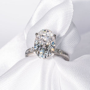 Classic 3.50 CT Oval Moissanite Engagement Ring with Cluster Design