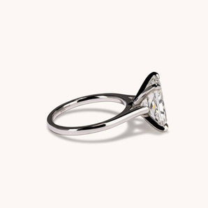 Stunning 4.03 CT Radiant Moissanite Engagement Ring with Solitaire Design