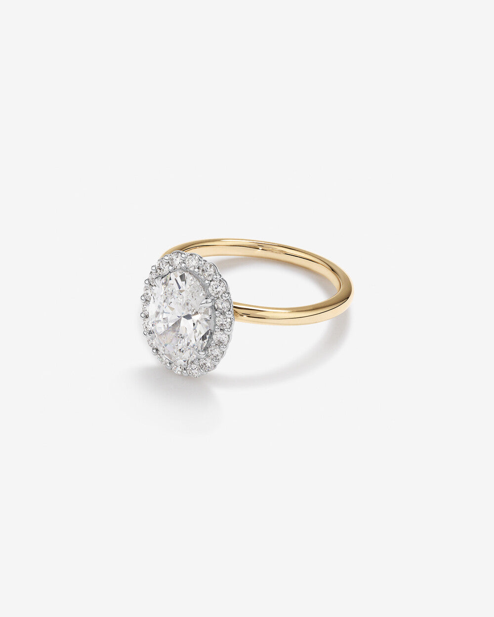 Stunning 2.34 CT Oval Moissanite Engagement Ring in Halo Designs 4