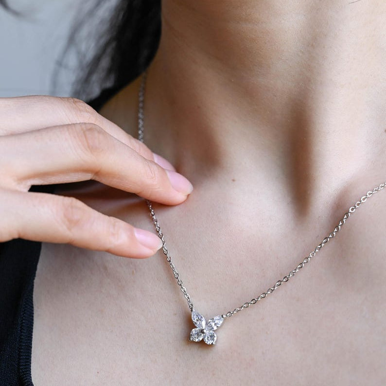 0.30 TCW Round & Marquise Moissanite Diamond Leaf Pendant Necklace in Solid Gold 1