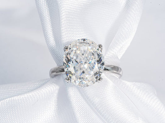 Stunning 5.0 CT Oval Shape Moissanite Engagement Ring with Solitaire Design 1