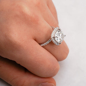 Stunning 1.0 - 2.0 CT Cushion Moissanite Engagement Ring with Pave & Halo Design