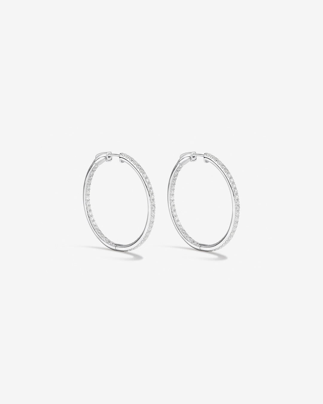 Round Cut Cubic Zirconia in 925 Sterling Silver Earrings 1