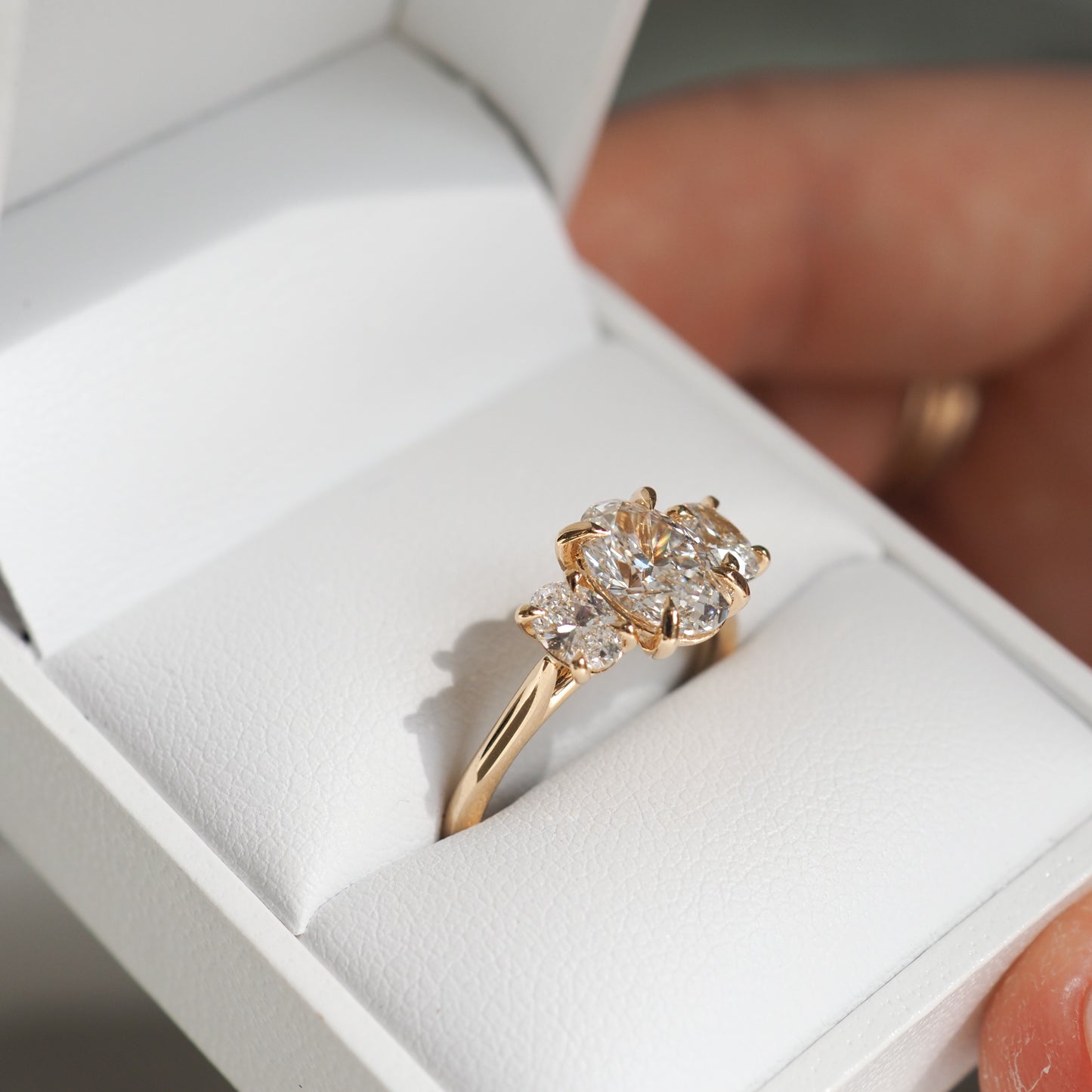 Stunning 1.5 CT Oval Moissanite Engagement Ring with Three Stone Design 2