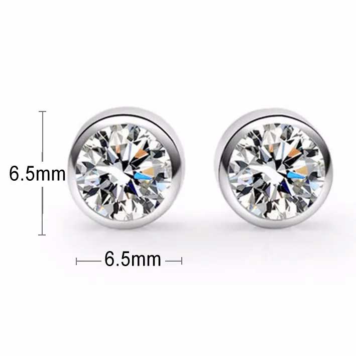 Round Cut Cubic Zirconia in 925 Sterling Silver Earrings 2