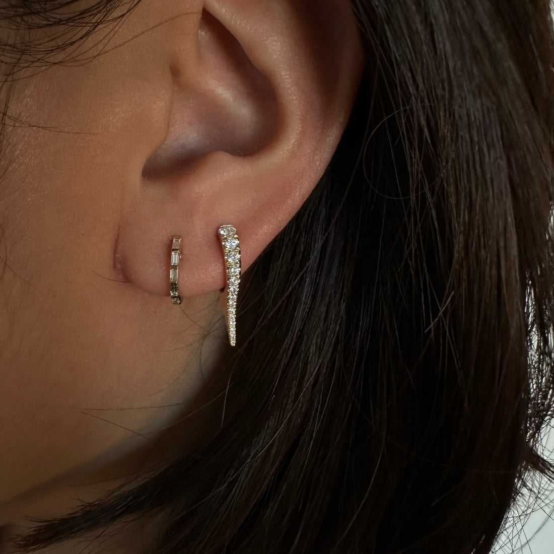 0.40 TCW Round Cut Moissanite Unique Shape Hoop Earrings in Gold 2
