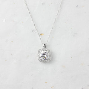 2.0 CT Cushion Moissanite Diamond Halo Pendant Necklace in Solid Gold