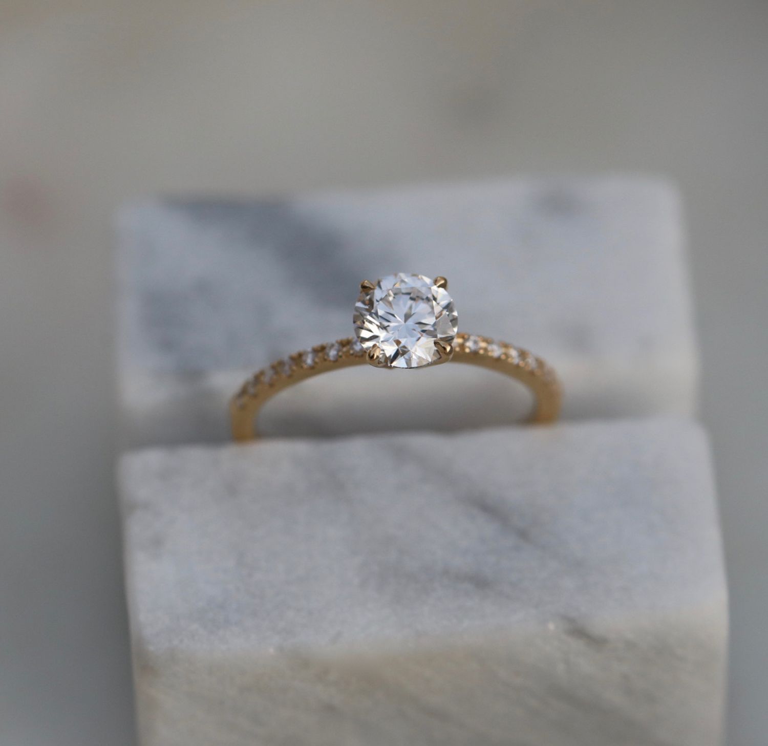 0.85 CT Round Cut Pave CVD E/VS1 Diamond Engagement Ring 1