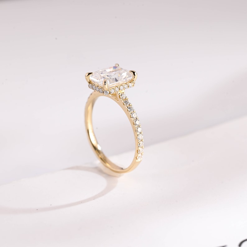 Stunning 1.0 - 2.0 CT Radiant Moissanite Engagement Ring with Pave & Hidden Halo Design 7