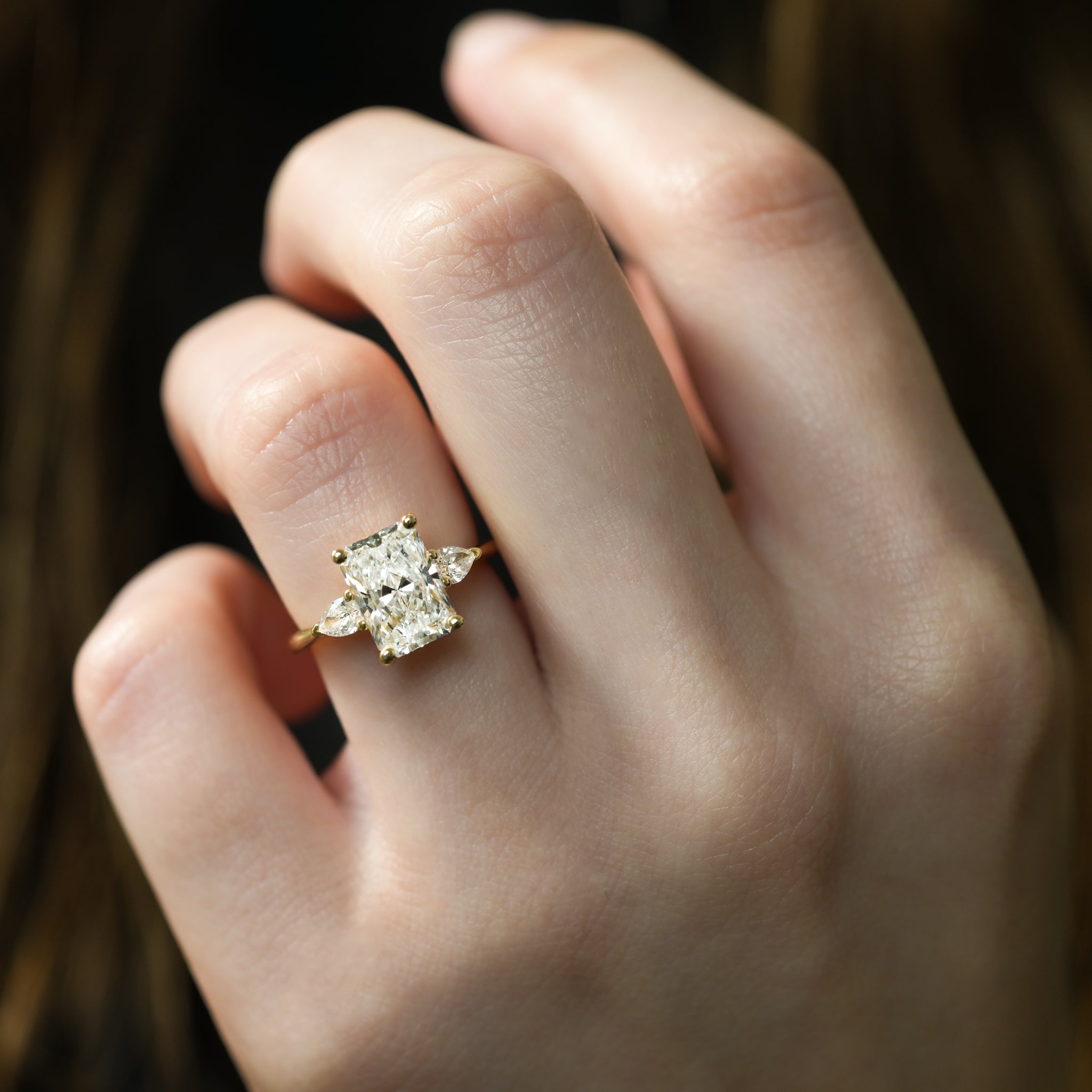 Stunning 1.0-2.0 CT Radiant Moissanite Engagement Ring with Three Stone Design 6