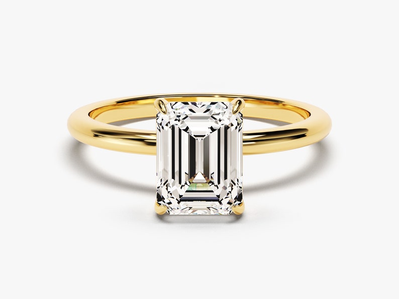 Stunning 1.50 CT Emerald Moissanite Engagement Ring with Solitaire Design 1