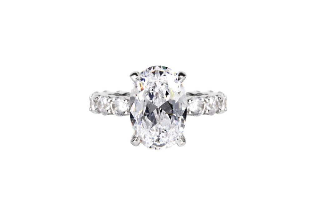 Oval Cut Solitaire Style Cubic Zirconia in 925 Sterling Silver Ring 1
