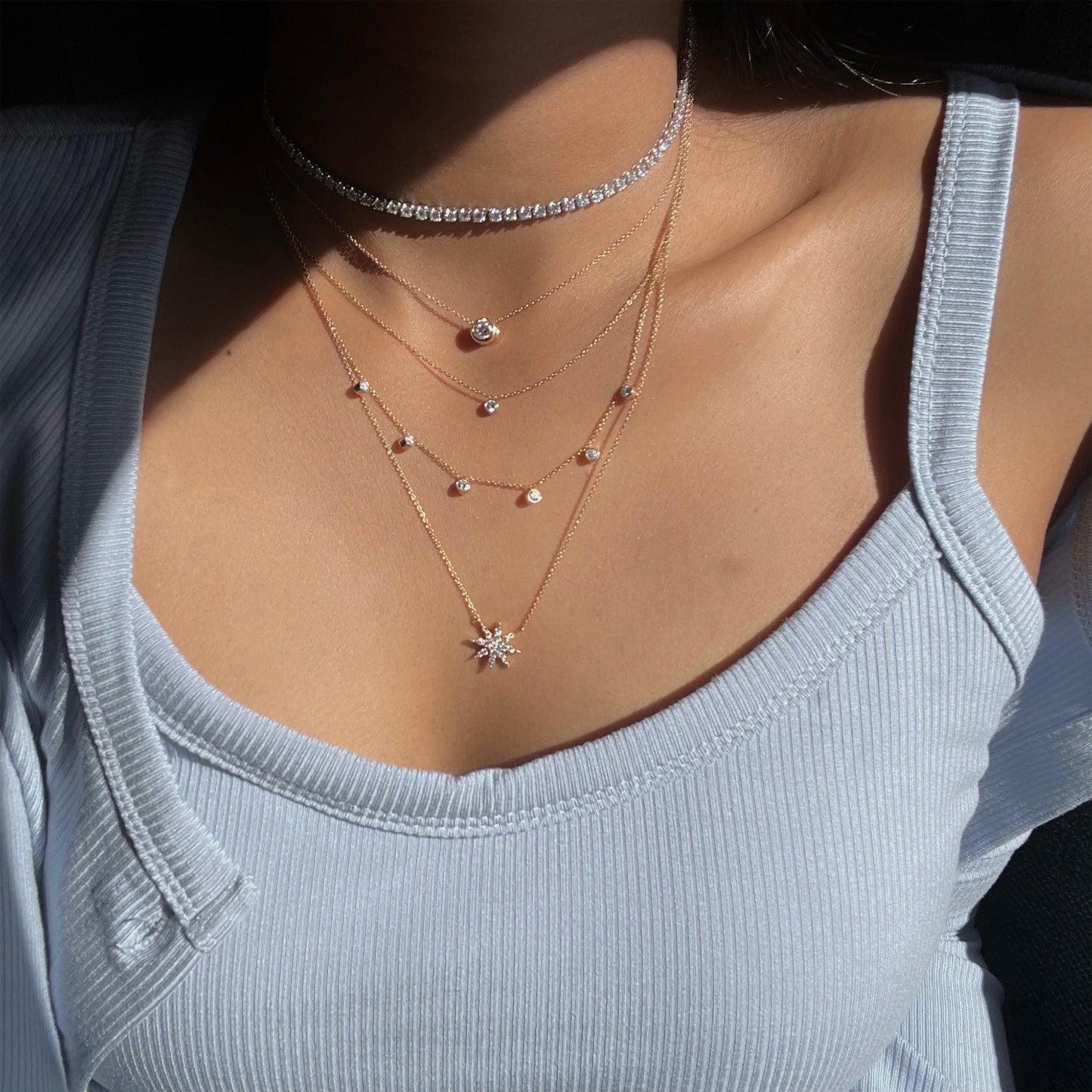 0.30 TCW Round Moissanite Diamond Star Pendant Necklace in Solid Gold 5