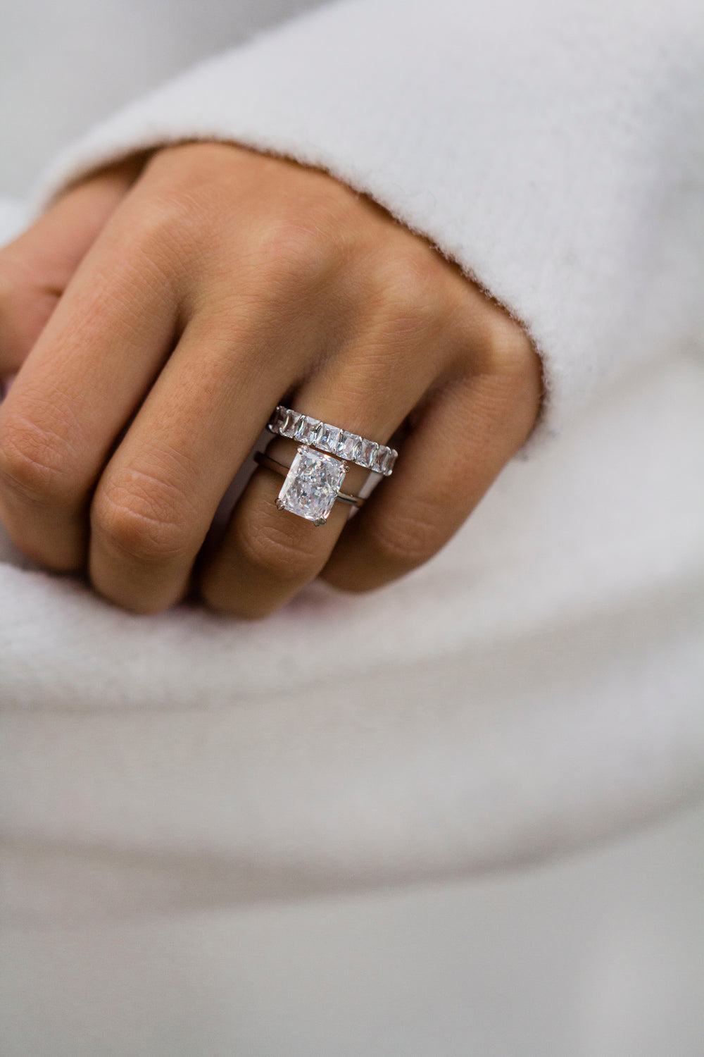 Radiant Cut Solitaire Style Cubic Zirconia in 925 Sterling Silver Ring 1