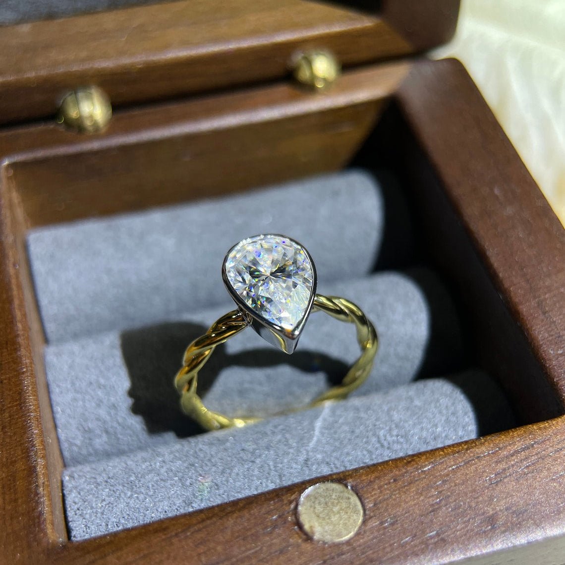 Stunning 3.0 CT Pear Moissanite Engagement Ring with Bezel Design 2