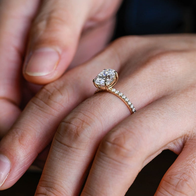 Stunning 1.0 - 2.0 CT Oval Moissanite Engagement Ring with Pave Design 2
