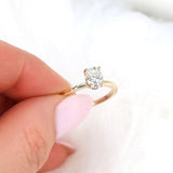 Stunning 1 CT Oval Moissanite Engagement Ring With Solitaire Design 8