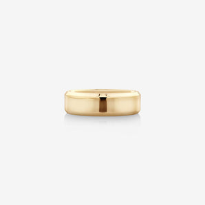 Polished Finish Men's Wedding Band in Solid Gold