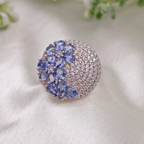 6.5 CT Round Floral Cluster Style Lavender-Blue Tanzanite Ring 1