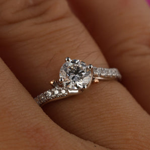 Stunning 0.50 CT Round Moissanite Engagement Ring with Pave Design