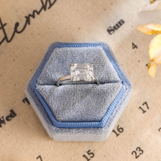 Stunning 4.0 CT Emerald Moissanite Engagement Ring with Solitaire Design 1