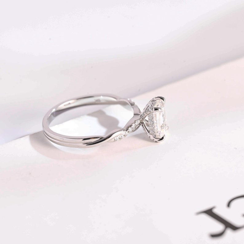 Stunning 1.0 - 2.0 CT Emerald Moissanite Engagement Ring with Hidden Halo Design 5