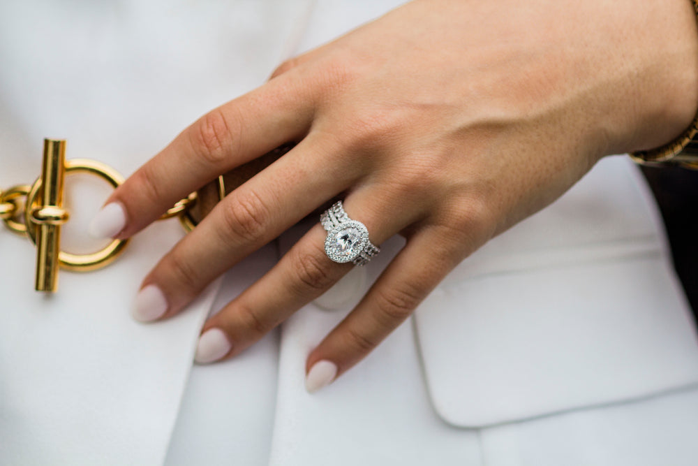 Round Cut Halo Style Cubic Zirconia in 925 Sterling Silver Ring 7