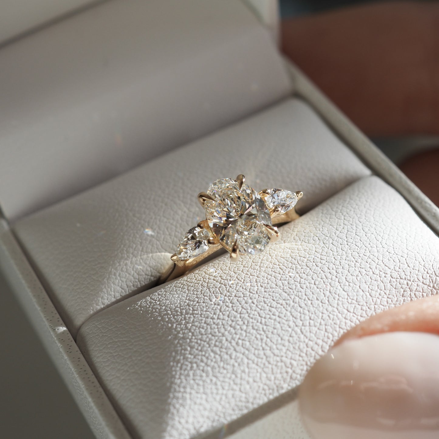 Stunning 1.30 CT Oval Moissanite Engagement Ring with Three Stone Design 3