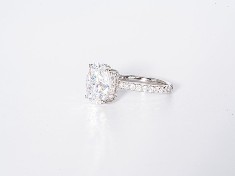 Stunning 4.0 CT Oval Cut Moissanite Engagement Ring with Hidden Halo & Pave Design 2