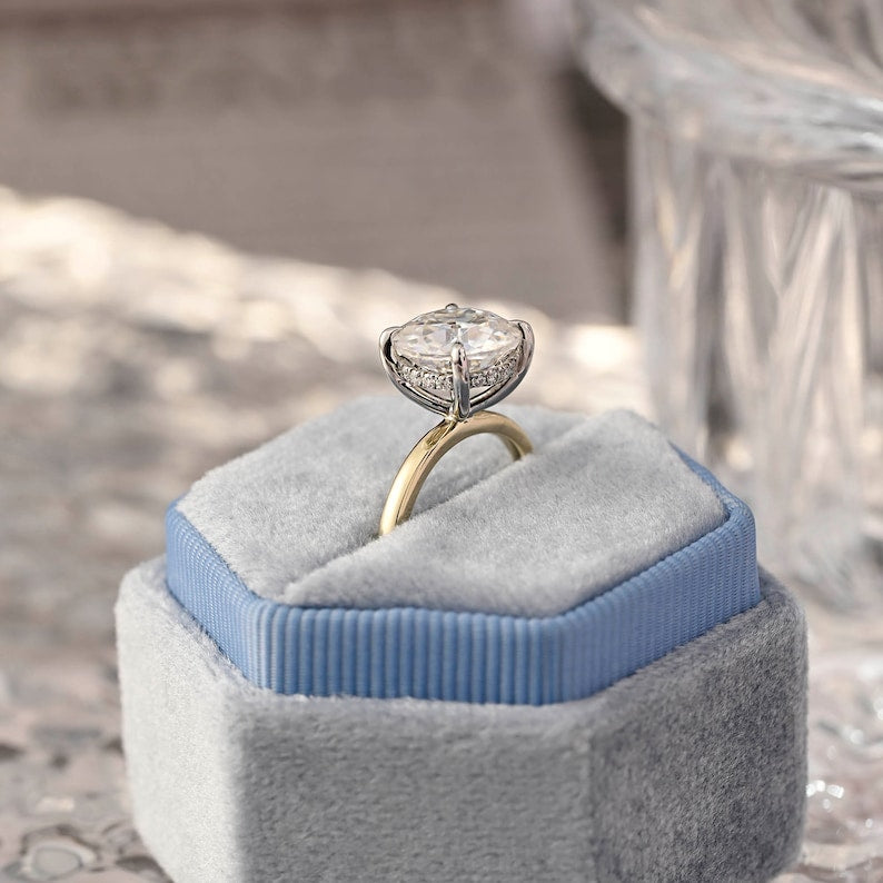 Stunning 3.0 CT Round Moissanite Engagement Ring with Hidden Halo Design 7