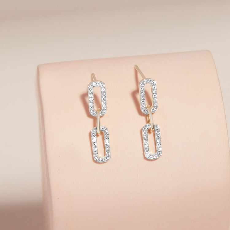 1.50 TCW Round Cut Moissanite Chain Earrings in Gold 1